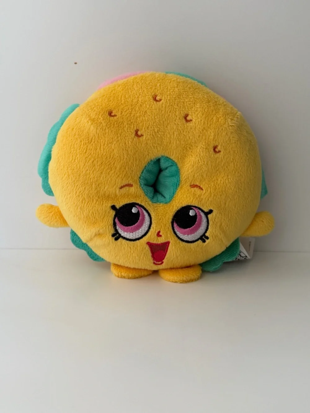 SHOPKINS Plush Set of 6” Stuffed Characters Lot Mixed Bundle